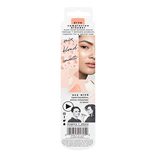 Real Techniques Complexion Blender Makeup Brush, Professionally Blend Primer 