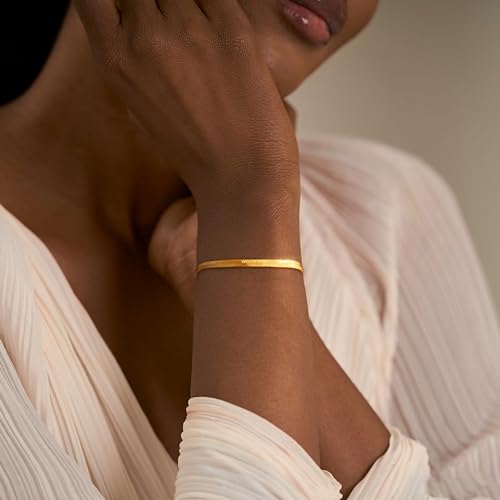 Bracelet for Women - Dainty Stack Bracelets Trendy Adjustable 14K Gold Plated Thin Paperclip Bead Box Satellite Figaro Cuban Link Chain Bracelet Set for Women Waterproof Jewelry Gift