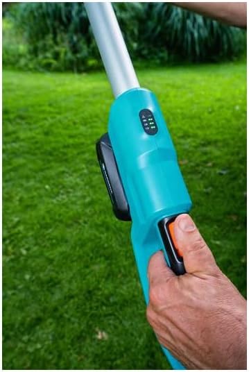 Gardena Battery Telescopic Pruner TCS 20/18 V P4A Without Battery: Pruning Saw with a Range of up to 4 m, 20 cm bar, Angled Head, Including Harness (14770-55)