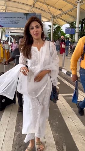 Ensemble kurta brodé LookMark en crêpe de qualité supérieure