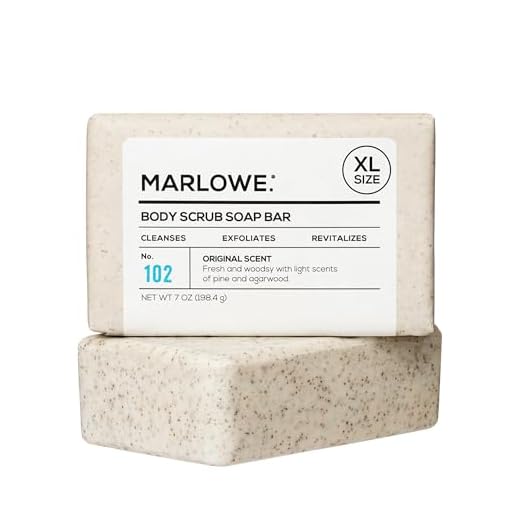 MARLOWE. No. 102 Men's Body Scrub Soap 7 oz | Best Exfoliating Bar for Men | Made with Natural Ingredients | Green Tea Extract | Amazing Scent