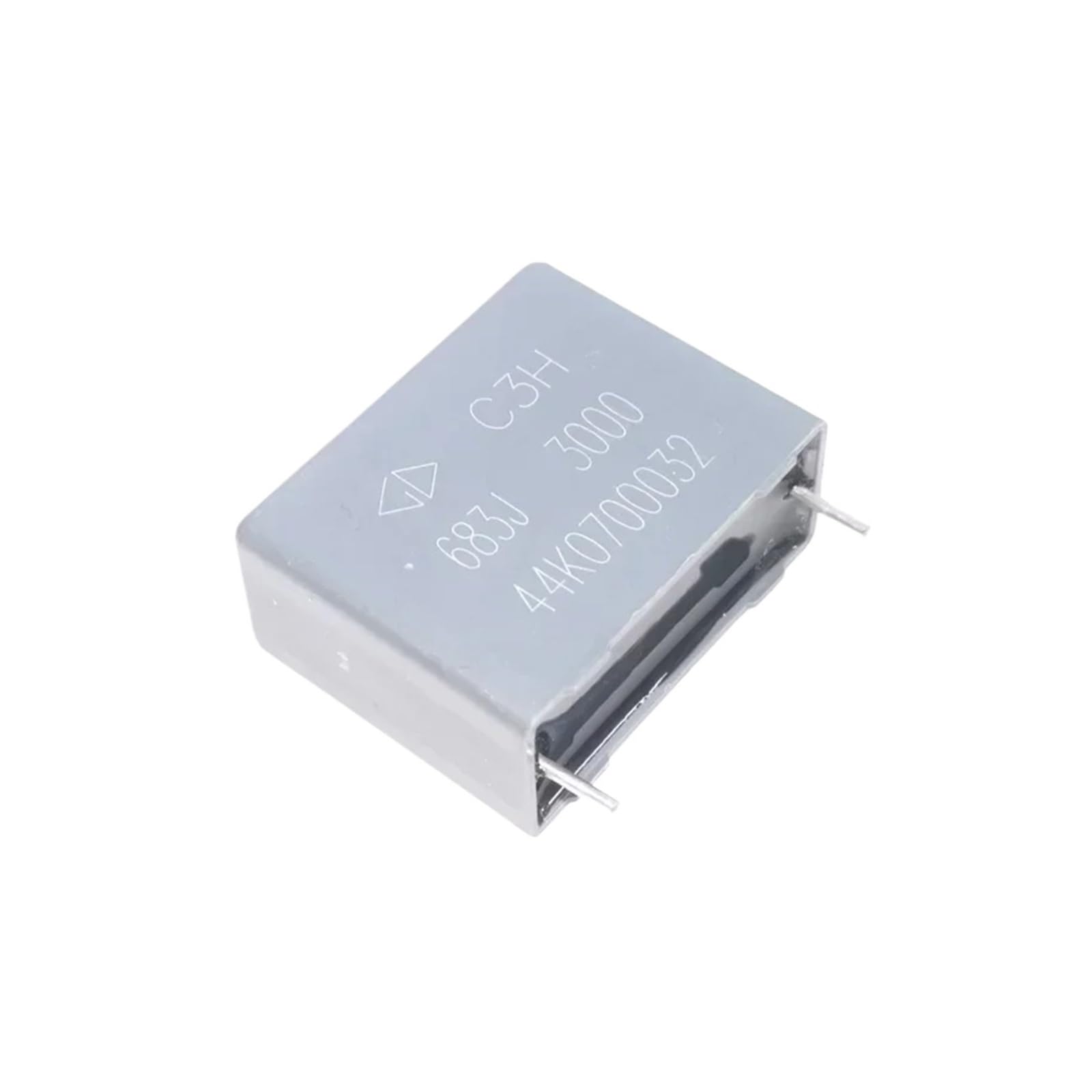 BALYDLUL C3H4Q683JD00C000 C3H 683J 3000V capacitor 1pcs