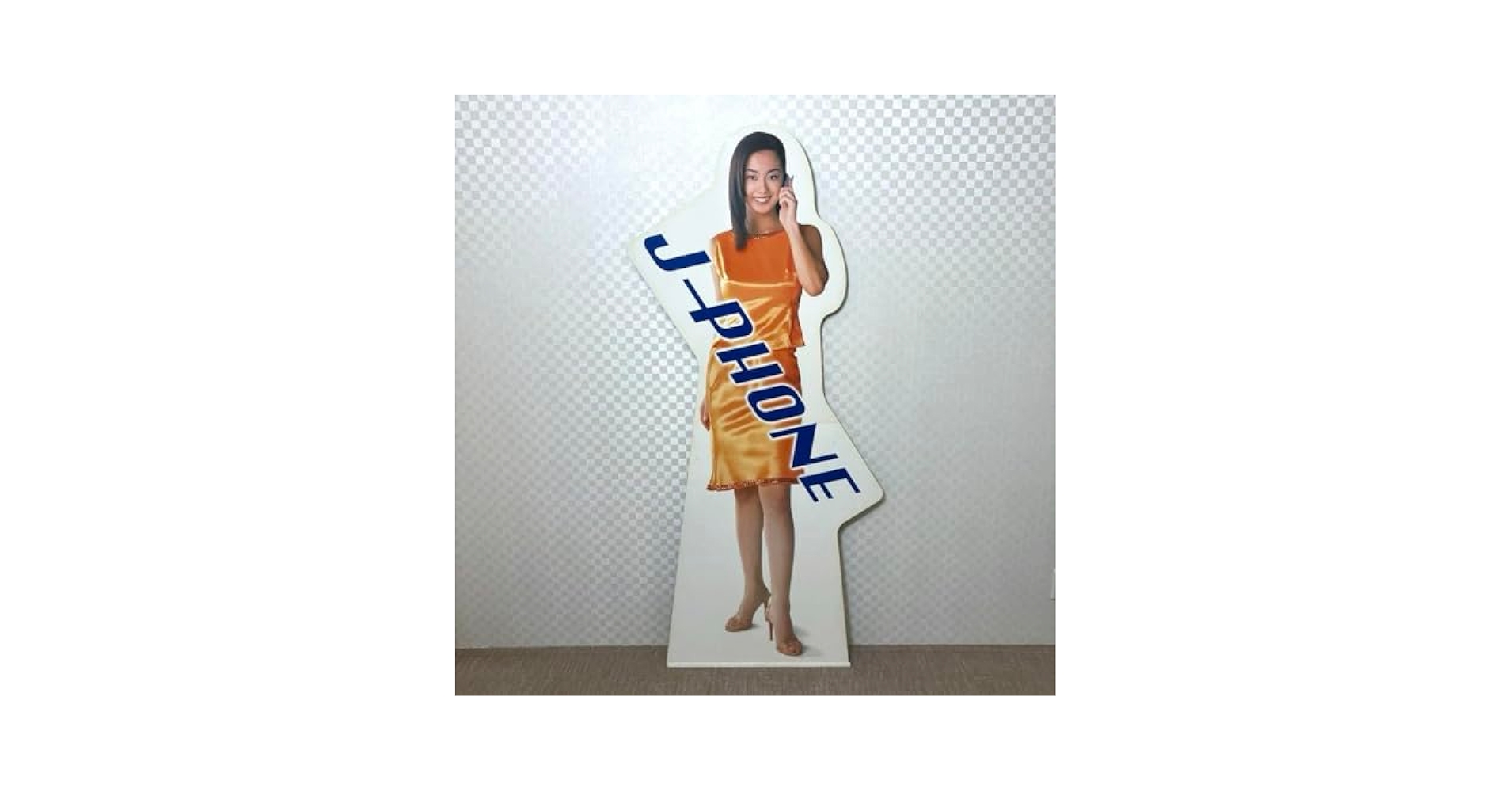 夏帆　等身大　パネル 夏帆 等身大 パネル Amazon.co.jp: 優香 JPHONE 店舗 販促用