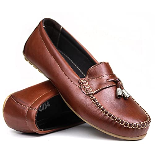 Mocassim Casual Feminino Confort Couro Detalhes Metal cor:Marrom;Tamanho:35
