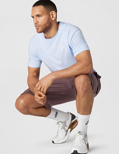 Image of Nike Men's Sportswear Club T-Shirt