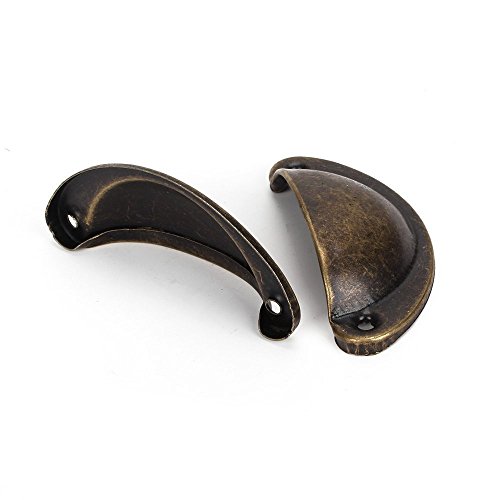 Poignées coquillage bronze antique pour relooker une commode