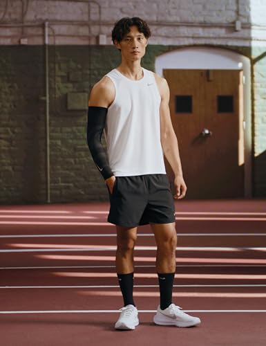 Image of Nike Mens Revolution 8 Running Shoes