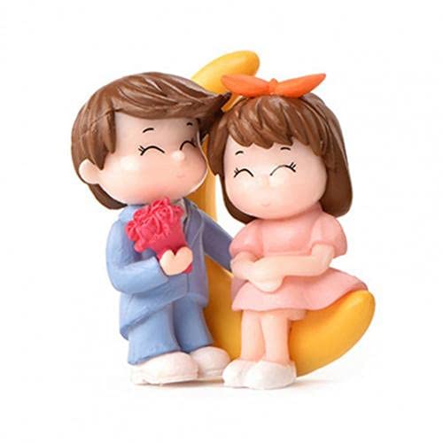 Figurine couple romantique lune pour embellir un bureau vide et personnaliser votre espace