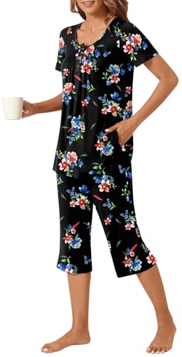 Image of Womens Summer Pajama Sets 2 Piece Short Sleeve Top and Capri Pants Plus Size Ladies Lounge Pjs Sets with Pockets