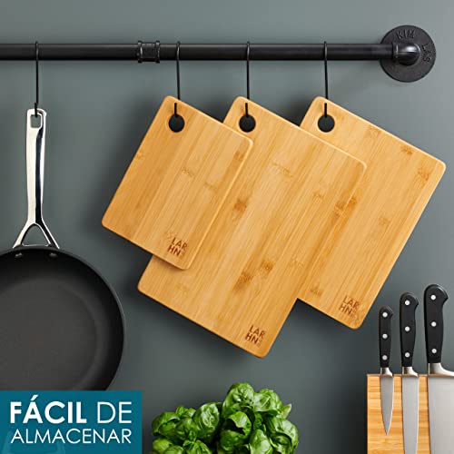 LARHN. Tablas de Cortar Cocina en Madera de Bambú – 3 Tablas Extra Gruesas 1,5 cm – Tabla de Cocina 33x22 / 28x22 / 22x15 cm – Resistentes, Fáciles de Limpiar y Respetuosas con los Cuchillos - imagen 5