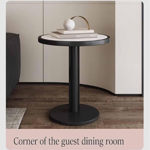 Table de chevet légère et robuste pour optimiser les petits espaces