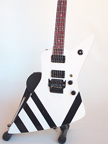 Guitare miniature Gibson explorer 90 – Scorpions – Matthias Jabs - Les Beatles, Paul McCartney, John Lennon, RIngo Starr, George Harrison Guitare miniature Gibson explorer 90 - Scorpions - Matthias Jabs – Image 3