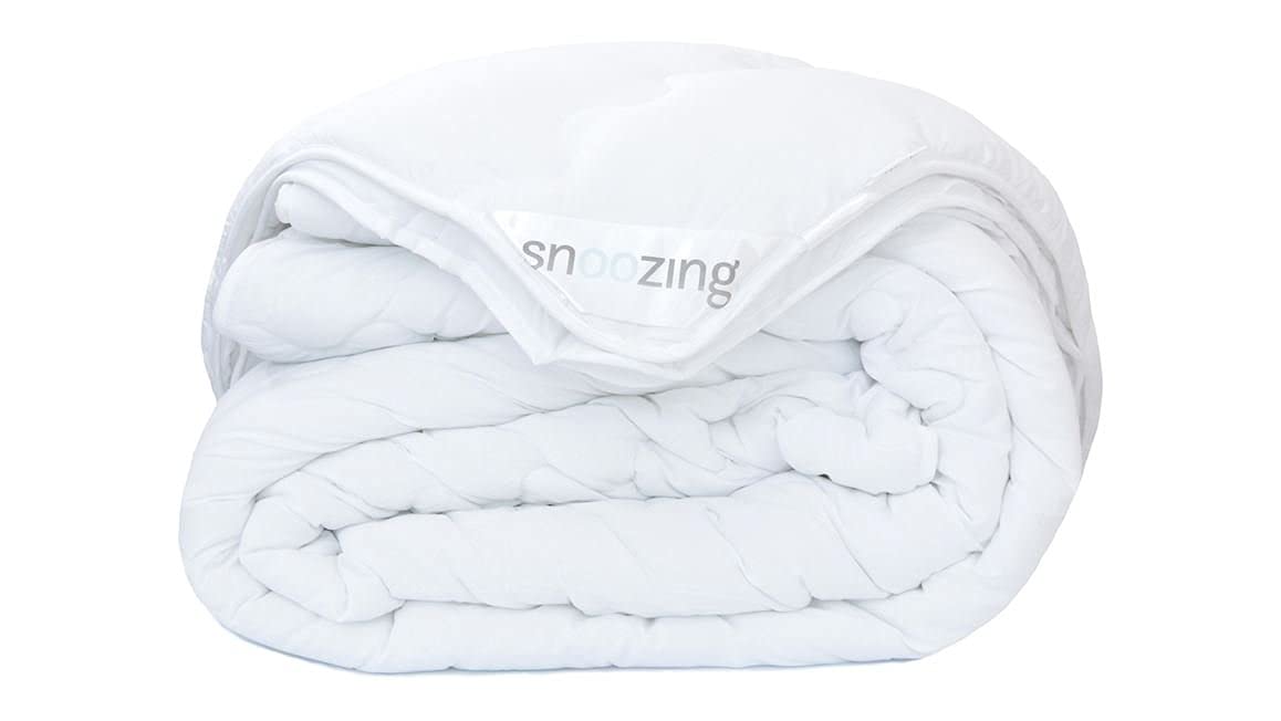 Couette 4 Saisons synthétique thermo-régulatrice Snoozing Swiss Dreams 200x200