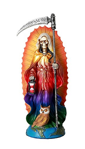 Questa statuetta di Santa Muerte è realizzata in resina composita di design, dipinta a mano e lucidata individualmente. La tonalità di colore può variare