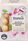 Balea Seifenstück DUSCH & MASSAGESEIFE Kirschblüte & Magnolie mit Luffa-Schwamm und Massagenoppen für Massage und Peeling, 120 g