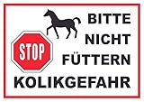 Wenn erforderlich können sie das Schild einfach mit einem Akkuschrauber + Metallbohrer mit Löchern versehen. Oder es kann auch direkt mit Schrauben durch das Material geschraubt werden. Alternativ bieten wir an, die Rückseite mit Industrieschaum-Klebestreifen zu versehen, damit kann das Schild einfach auf eine Fläche z.B. Hauswand, Garagentor, Beton etc. geklebt werden. Unebenheiten bis 1mm werden ausgeglichen