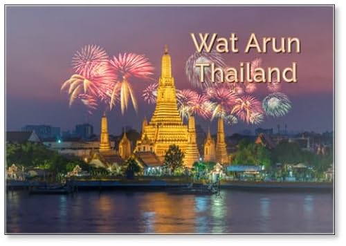 Firework Thai Festival Night at Thai Temple nommé « wat Arun » Temple bouddhiste, un bel endroit célèbre de pagode. Touristes et guides touristiques du monde entier à visiter. Bangkok City, aimant de