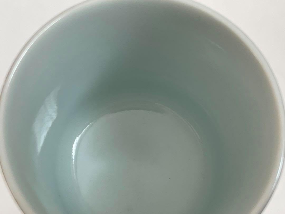 陶芸家 人間国宝 十三代 今泉今右衛門 色絵 薄墨 草花文ぐい呑 酒器 盃