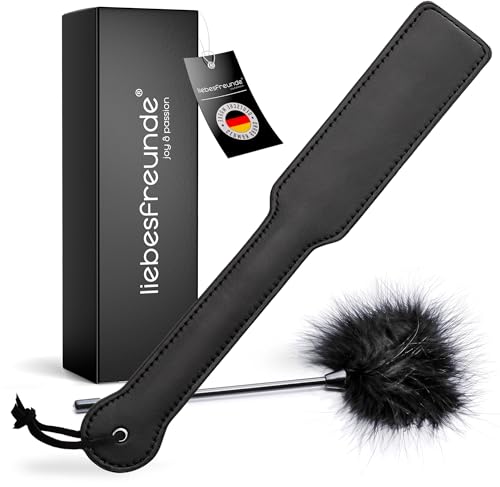 Liebesfreunde® Sex Paddel inkl. Federkitzler, BDSM Peitsche Sex Spielzeug für Paare, SM Flogger, Gerte, Bondage Zubehör