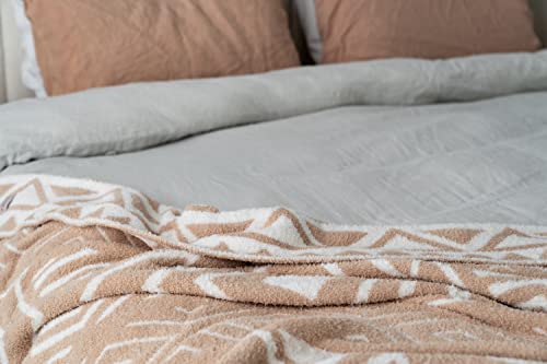Dluxev Luxurious Super Soft Throw Blanket, Fluffy Cozy Camel Blanket For Bed, Knitted Comfy Texture, Boho Chic Throw For Sofa/Couch, Gift For Women, Golden Brown & Cream Geometric 50"X60" #TOP3