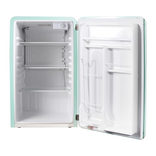 Magic Chef MCR32CHM Compact Refrigerator thumb #1