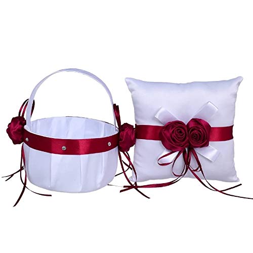 Coussin de bague de mariage romantique célébrant l'amour éternel