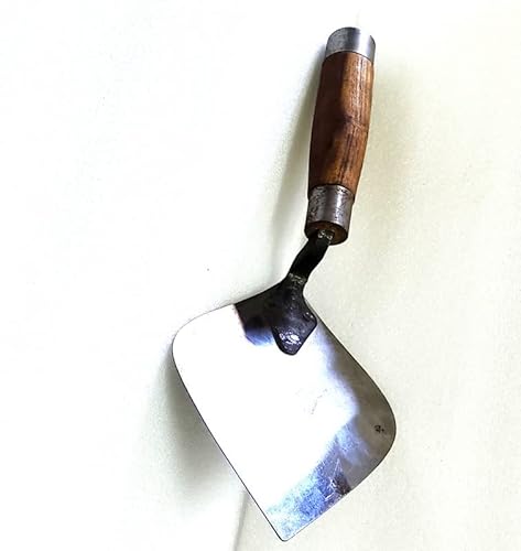 Export Quality Khurpa/Trowel with Wooden Handle/Ir