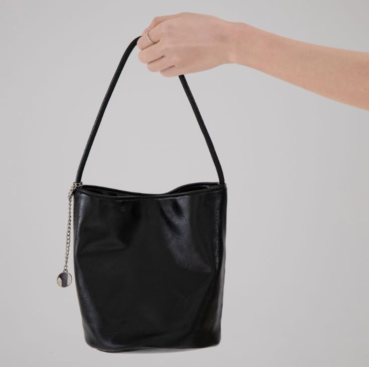 PU Leather Bucket Handbag – Magnetic Closure Shoulder Bag for Travel & Daily Use4