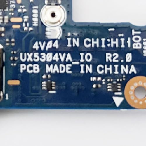 Placa de audio UX5304V soluciona fallos de conexión en auriculares y puerto USB 4
