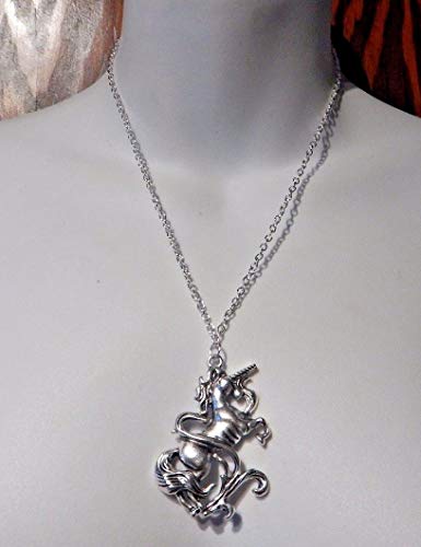 Medieval Unicorn Pendant Necklace silvertone 18" Chain Rearing Prancing Horse2