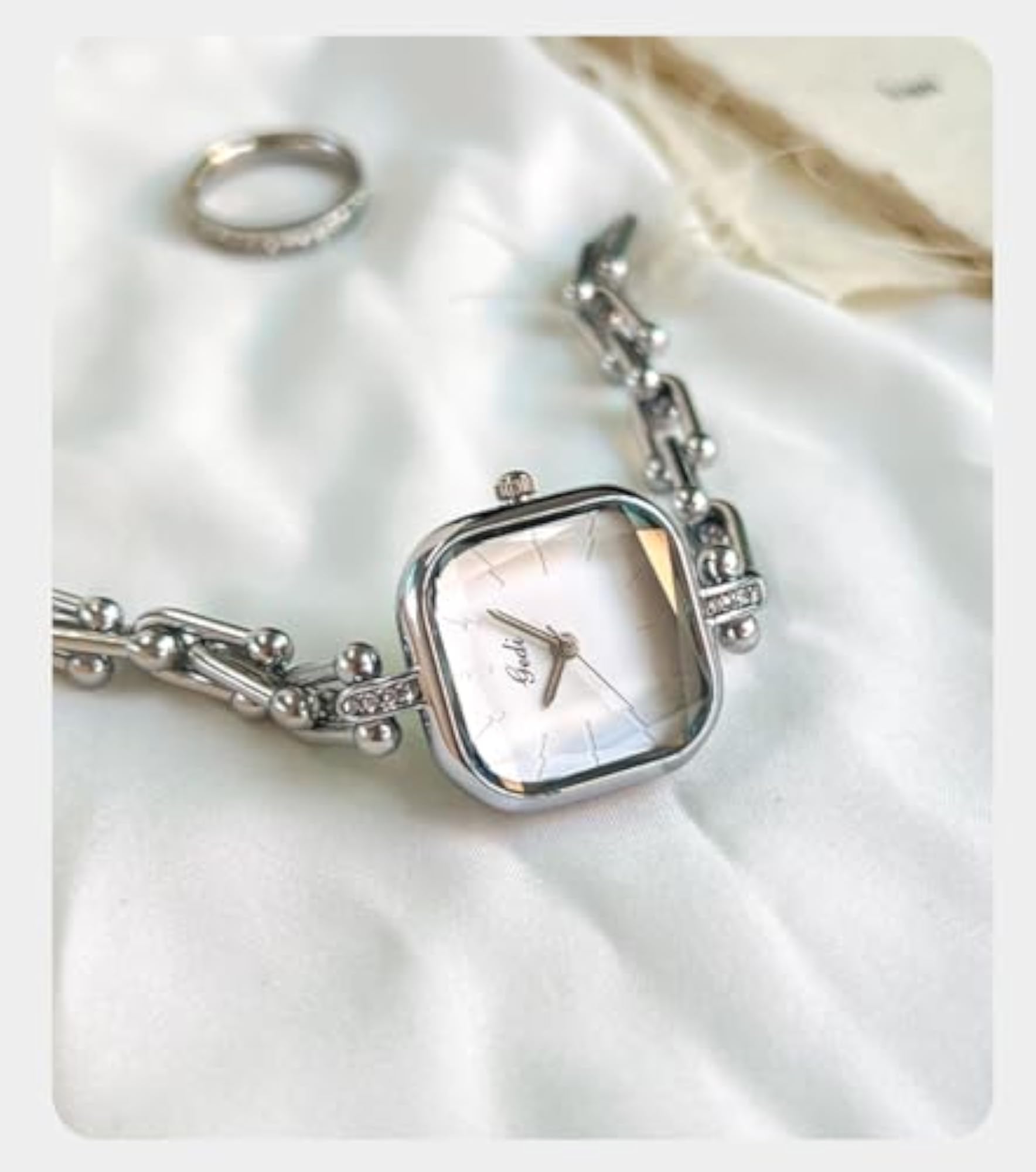 Women's Light Luxury Bangle-Style Square Quartz Watch, Gift