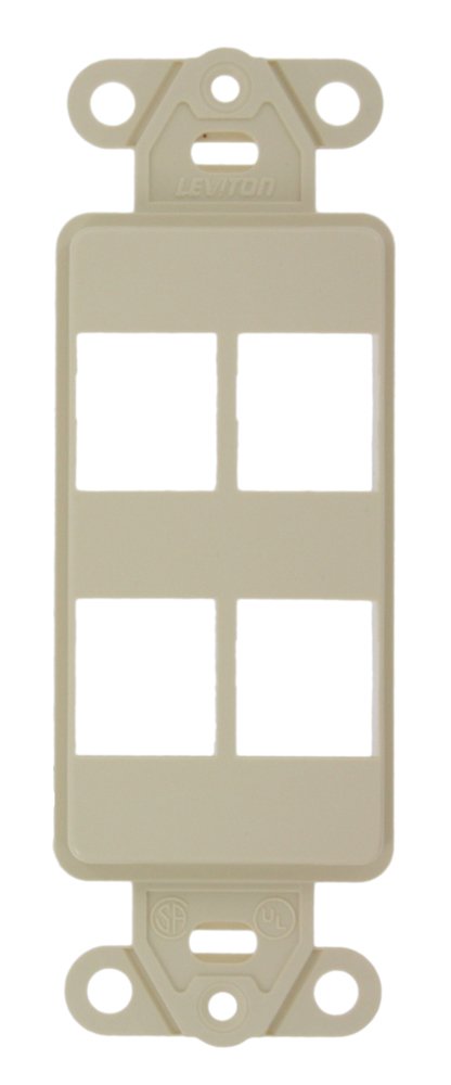 Placa Leviton 41644-A de 4 puertos color almendra para empotrar cableado de red