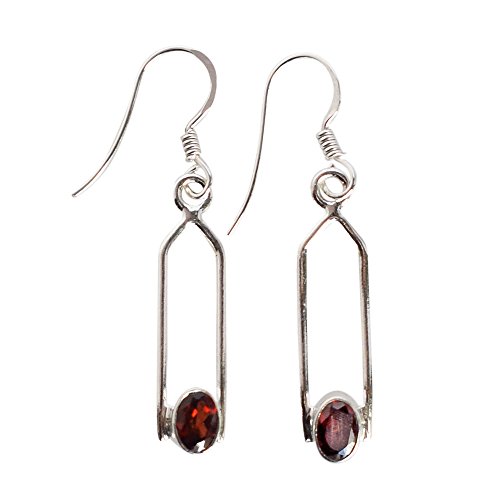 Boucles d'oreilles grenat style goutte, le bijou idéal pour sublimer vos tenues