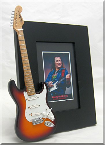 DAVE MURRAY Miniature Cadre Guitare Photo IRON MAIDEN - Les Beatles, Paul McCartney, John Lennon, RIngo Starr, George Harrison DAVE MURRAY Miniature Cadre Guitare Photo IRON MAIDEN