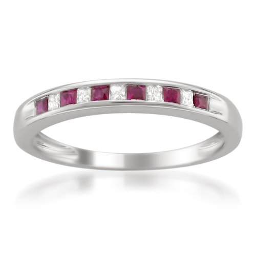 Princess-cut Diamond Ring