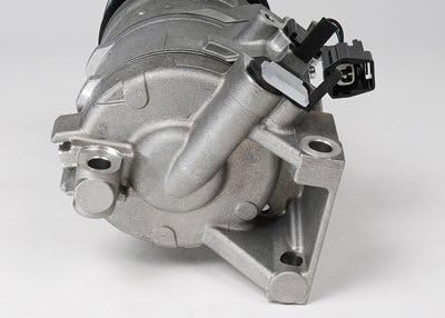 Miniatura 3 de GM Genuine Parts 15-21685 (25865635) Compresor de aire acondicionado y conjunto de embrague