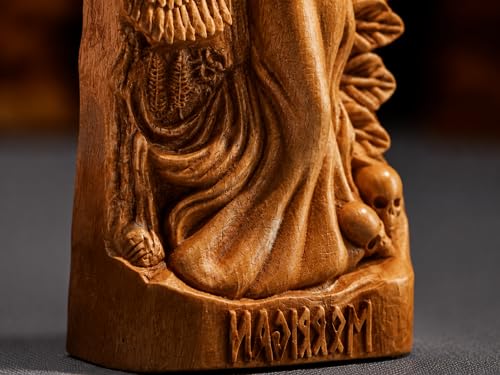 Estatua Morrigan tallada en madera para altar y escritorio miniatura 4