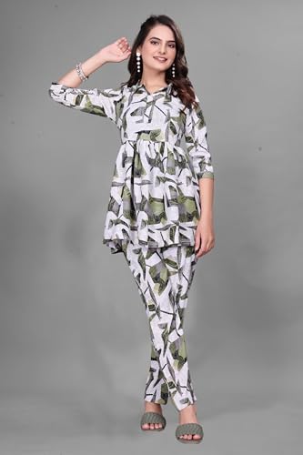Image of Women Crepe 3 /4 Sleeves V Neck Cord Set Featuring Floral Pattern Design 2 Piece Ethnic Wear Set