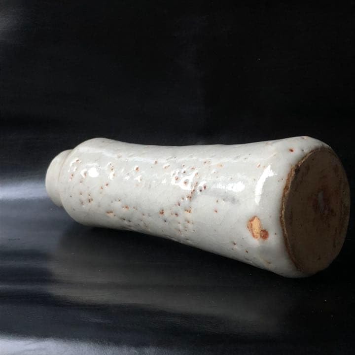古美術品◼️かなり美しい白い釉薬の花瓶が蔵から出て来ました。 古美術品 かなり美しい白い釉薬の花瓶 古美術品◼️かなり美しい白い