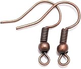 Características del diseño: cada gancho cuenta con un detalle decorativo de bola y alambre de bobina, añadiendo un elegante toque final a los aretes hechos a mano