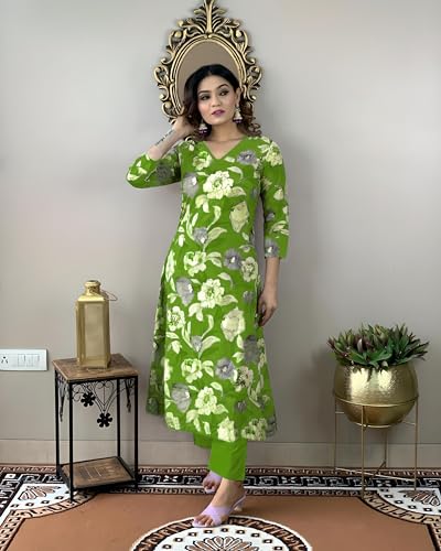 Image of GoSriKi Women's Cotton Blend Printed Kurta with Pant