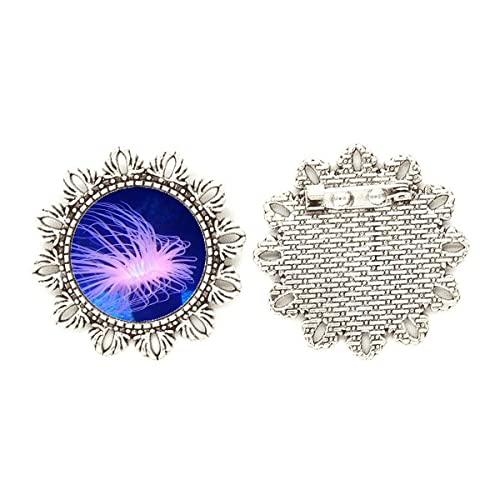 Broche de plata de ley con medusas azules que resalta cualquier chaqueta
