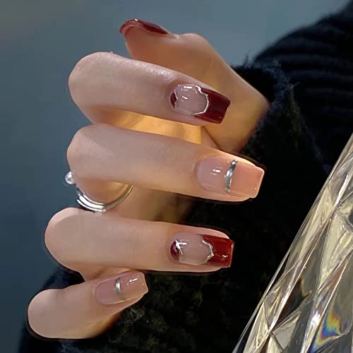 Vatocu Uñas postizas cuadradas cortas rojas y desnudas a presión en las uñas postizas francesas de líneas plateadas, uñas postizas de acrílico brillante para mujeres y niñas (24 piezas) Cover