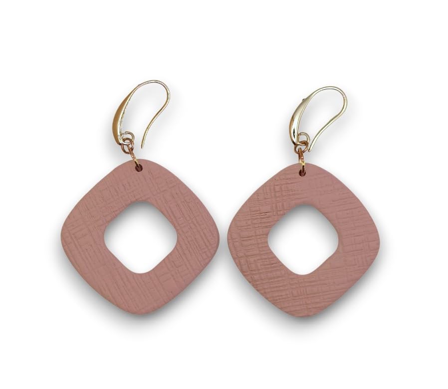 Boucles d'oreilles rose antique en argile polymère pour vos tenues d'été