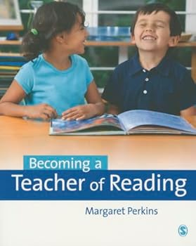 Paperback Becoming a Teacher of Reading Book