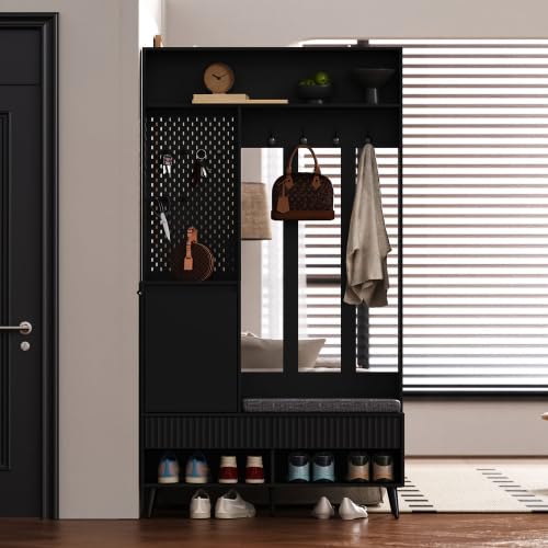 Mueble de entrada con perchero de pared y compartimentos para pasillos estrechos