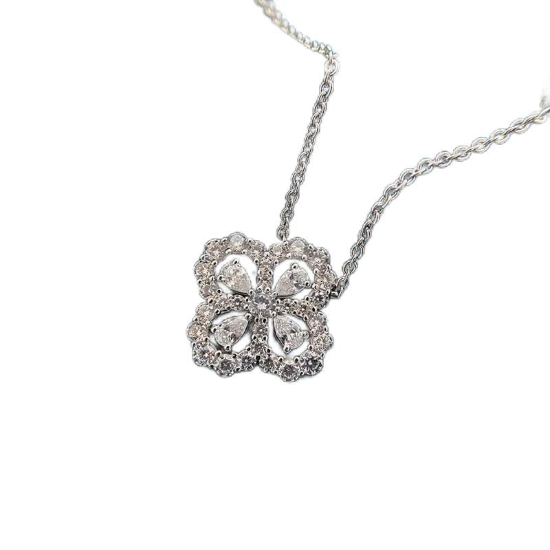 Collier trèfle en argent 925 et zircon de qualité joaillerie pour femme
