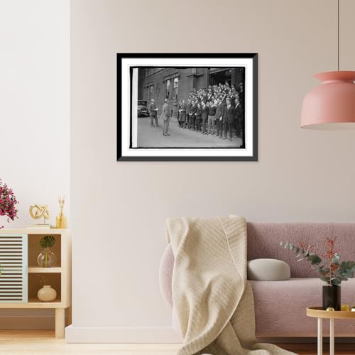 Historic Framed Print, Wallace addressing messengers, [5/10/23], 17-7/8" x 21-7/8"3