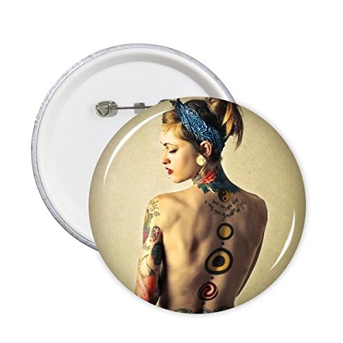 Badge bouton bohème idéal pour personnaliser une veste en jean lors d'un festival