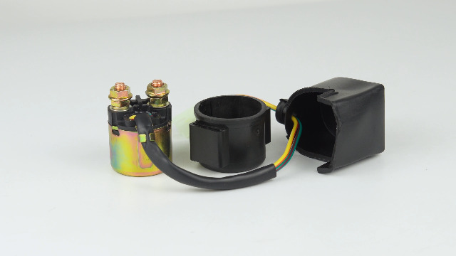 Relais Solénoïde De Démarreur Pour Scooters/motos GY6 50cc à 250cc - 12V, Dimensions 8x6x5 Cm